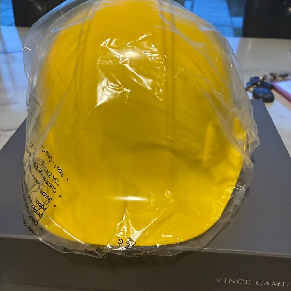Vince Camu Yellow Hard Hat